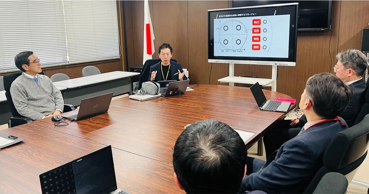 国立公文書館で管理職向け勉強会をCEO長村が実施しました